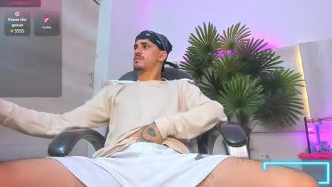 king voy online show from October 5, 7:56 pm