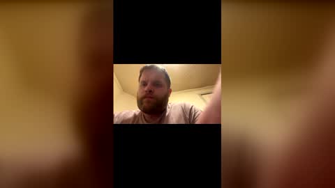 Snapshot of kingabyss12 chatting on April 12, 6:18 am kingabyss12 online show from April 12, 6:18 am