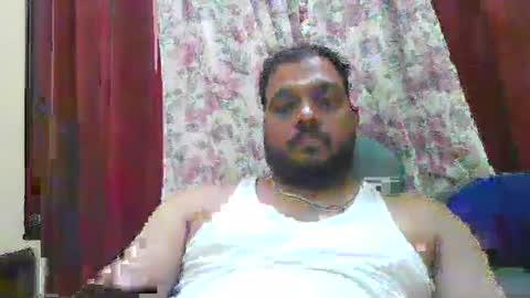 Snapshot of kingalpines chatting on December 7, 12:19 am kingalpines online show from December 7, 12:19 am