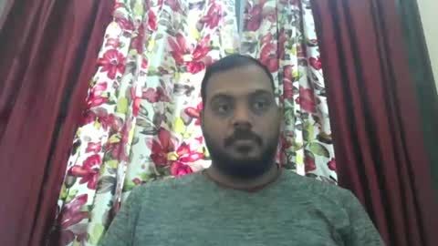 kingalpines1 online show from April 4, 1:48 am