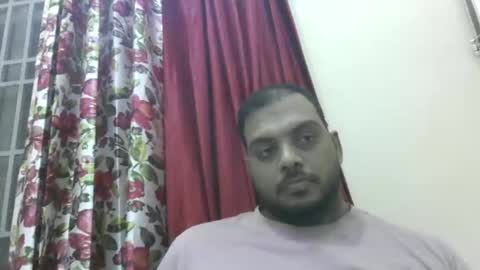 kingalpines1 online show from May 17, 5:53 pm