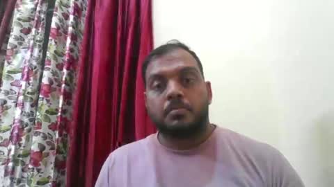 kingalpines1 online show from May 24, 5:29 pm