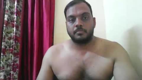 kingalpines1 online show from May 26, 6:26 pm