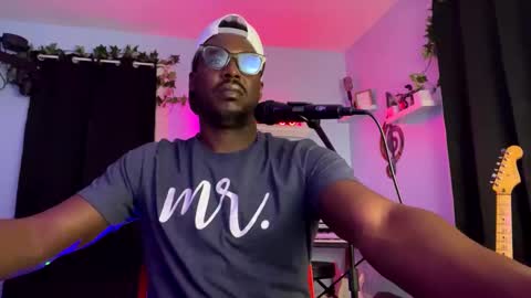 Snapshot of kingcorbra chatting on December 15, 8:08 am KC online show from December 15, 8:08 am