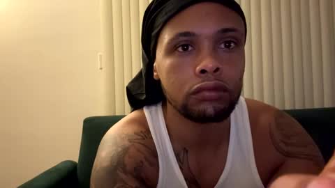 Snapshot of kingdabiggest chatting on September 16, 12:17 pm KingDaBiggest online show from September 16, 12:17 pm