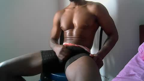 Snapshot of kingdavidmaster chatting on May 8, 6:24 pm King online show from May 8, 6:24 pm