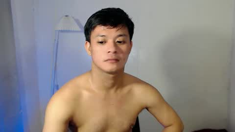 kingdomcum96 online show from April 7, 12:38 pm