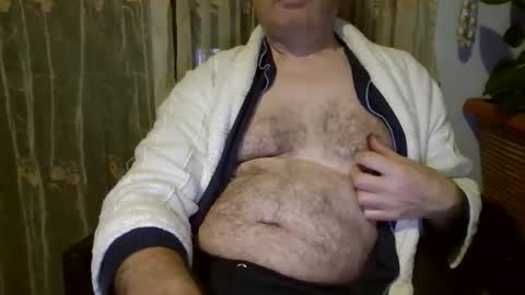 Snapshot of kingdonn1 chatting on October 19, 9:15 pm Don online show from October 19, 9:15 pm