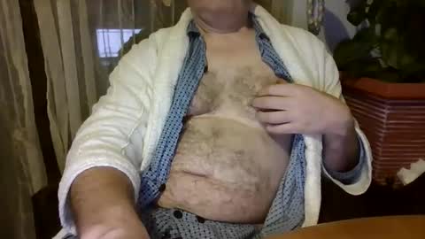 Snapshot of kingdonn1 chatting on December 19, 11:12 pm Don online show from December 19, 11:12 pm