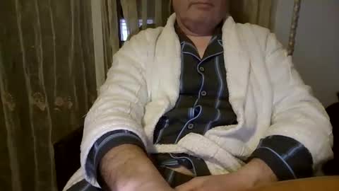 Snapshot of kingdonn1 chatting on February 4, 11:31 pm Don online show from February 4, 11:31 pm