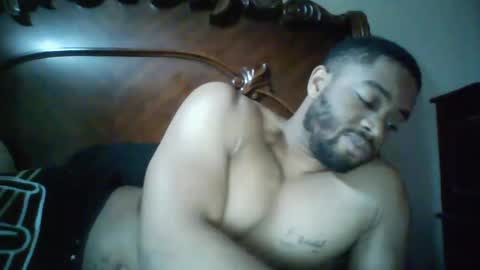 Snapshot of kingdreck28 chatting on January 12, 9:29 pm kingdreck28 online show from January 12, 9:29 pm