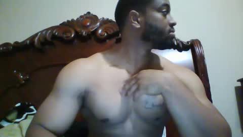 Snapshot of kingdreck28 chatting on January 13, 1:13 am kingdreck28 online show from January 13, 1:13 am