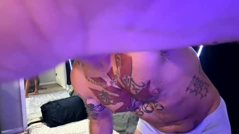 Snapshot of kingemul chatting on October 27, 7:40 pm Emul King online show from October 27, 7:40 pm