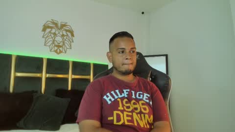 kingg_jay online show from June 8, 11:54 am