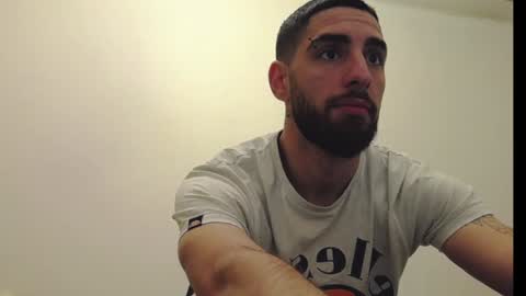 Snapshot of kingkarlos_ chatting on December 17, 5:26 pm KingKarlos online show from December 17, 5:26 pm