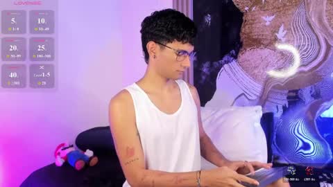  A L E X  online show from May 15, 9:38 am