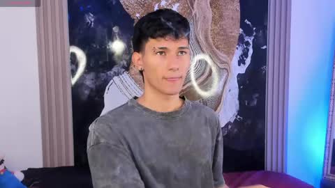  A L E X  online show from May 26, 1:45 am