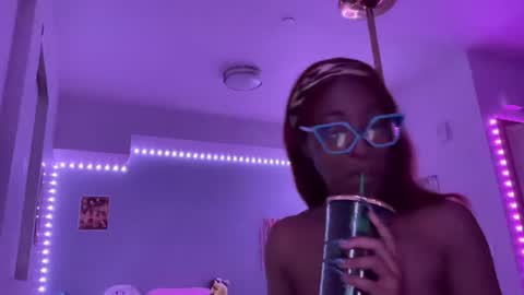King Parris Jae online show from June 21, 8:39 am