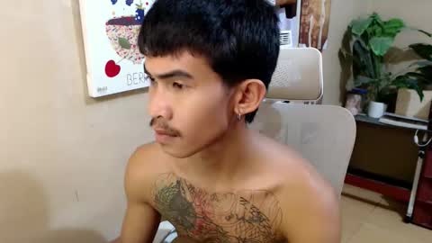 Snapshot of kingscock18 chatting on May 31, 12:34 pm ALVIN online show from May 31, 12:34 pm
