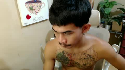 Snapshot of kingscock18 chatting on June 17, 12:35 am ALVIN online show from June 17, 12:35 am