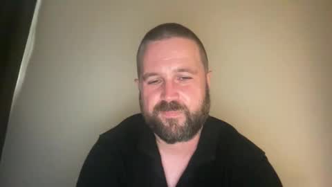 Snapshot of kingsizetease chatting on March 2, 7:21 am kingsizetease online show from March 2, 7:21 am