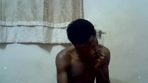 Snapshot of kingsleeee chatting on July 5, 5:09 pm kingsleeee online show from July 5, 5:09 pm
