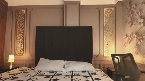 Snapshot of kingstark_ chatting on December 16, 3:22 am sebastian online show from December 16, 3:22 am