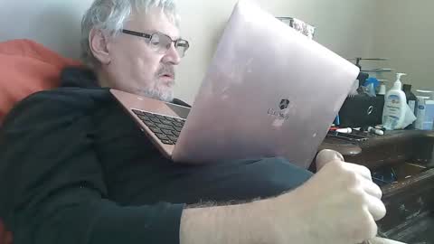 Snapshot of kingtongue10 chatting on January 22, 7:24 pm kingtongue10 online show from January 22, 7:24 pm