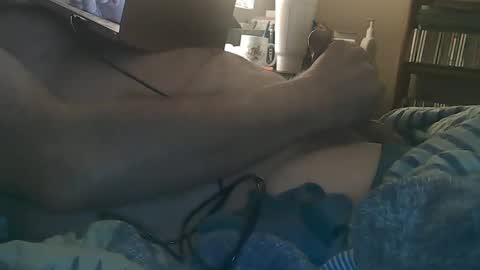 Snapshot of kingtongue10 chatting on March 7, 11:40 am kingtongue10 online show from March 7, 11:40 am