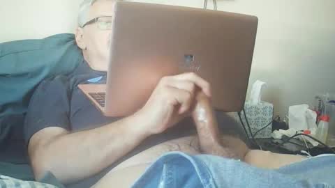 Snapshot of kingtongue10 chatting on January 12, 6:35 pm kingtongue10 online show from January 12, 6:35 pm