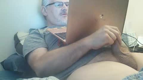 Snapshot of kingtongue10 chatting on January 17, 1:27 pm kingtongue10 online show from January 17, 1:27 pm