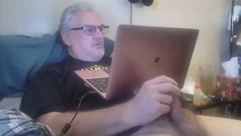 Snapshot of kingtongue10 chatting on March 26, 8:58 pm kingtongue10 online show from March 26, 8:58 pm