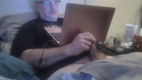 Snapshot of kingtongue10 chatting on March 28, 12:16 pm kingtongue10 online show from March 28, 12:16 pm