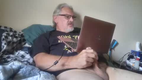 Snapshot of kingtongue10 chatting on June 17, 11:16 pm kingtongue10 online show from June 17, 11:16 pm