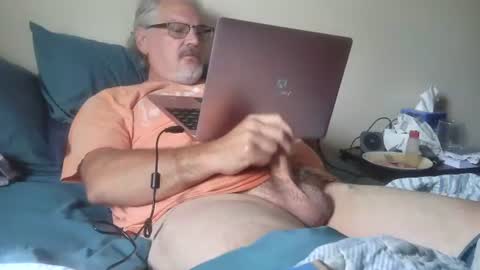 Snapshot of kingtongue10 chatting on June 26, 5:50 pm kingtongue10 online show from June 26, 5:50 pm