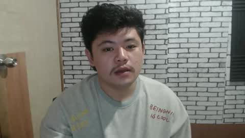 Snapshot of kingvoltage chatting on February 25, 10:03 am Yuki online show from February 25, 10:03 am