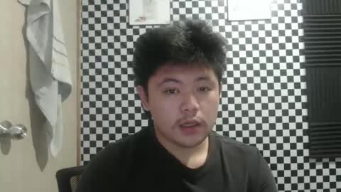 Snapshot of kingvoltage chatting on February 28, 4:24 am Yuki online show from February 28, 4:24 am