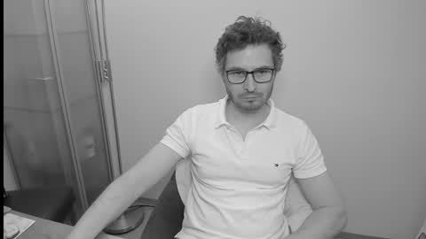 kinksubbydubby online show from October 28, 6:21 pm