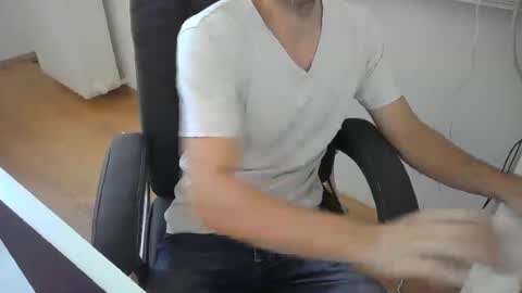 kinky_alaric online show from June 29, 12:05 pm