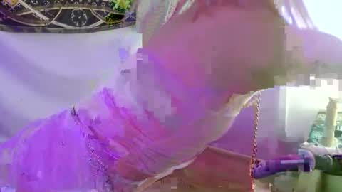 Snapshot of kinky_k80 chatting on April 11, 11:47 am Kinky K80 online show from April 11, 11:47 am