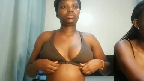 Lola online show from December 17, 9:48 am