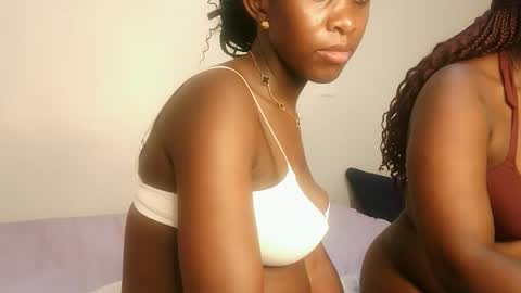 Lola online show from February 22, 12:01 am