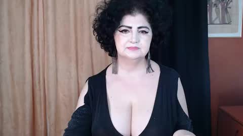 MistressBlacky online show from April 17, 4:26 am