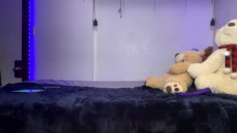 interracialfacial online show from March 11, 4:32 am