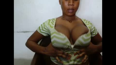 kinkyjuicexx online show from March 21, 10:35 pm