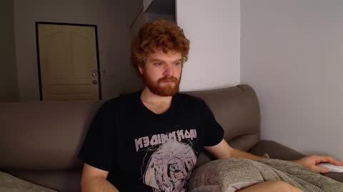 Snapshot of kinkypumpkin chatting on February 15, 7:51 am Kenny online show from February 15, 7:51 am