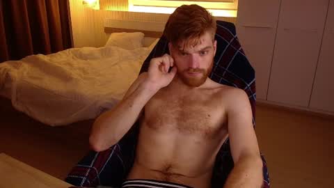 Snapshot of kinkypumpkin chatting on June 15, 10:17 am Kenny online show from June 15, 10:17 am