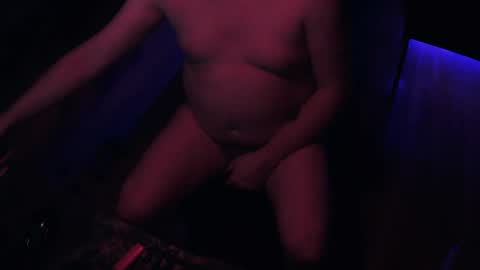 Snapshot of kinkysoup chatting on January 23, 5:24 am kinkysoup online show from January 23, 5:24 am