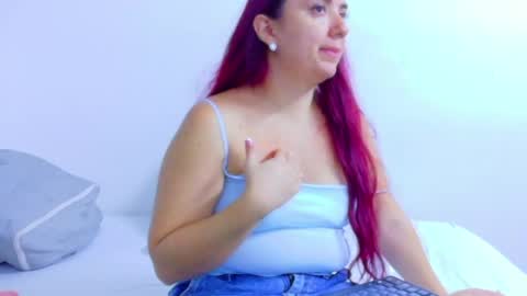 kinkyy_redhead online show from April 22, 1:01 pm