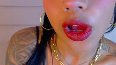 Snapshot of kiokosen chatting on November 9, 3:16 am KiO online show from November 9, 3:16 am